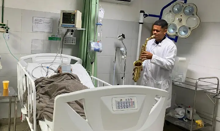 Acolhimento e esperança: musicoterapia humaniza atendimento na UPA Valéria