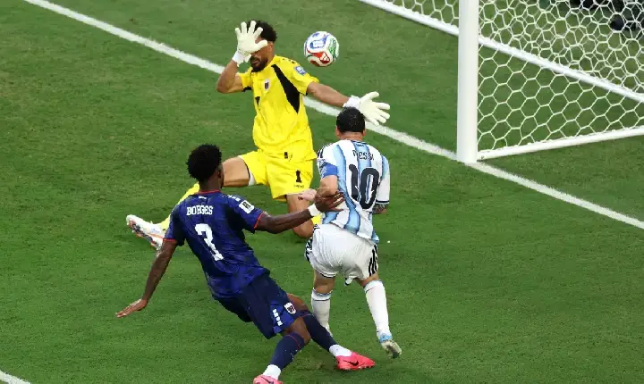Argentina sofre, mas elimina Cabo Verde em jogo dramático na Copa do Mundo