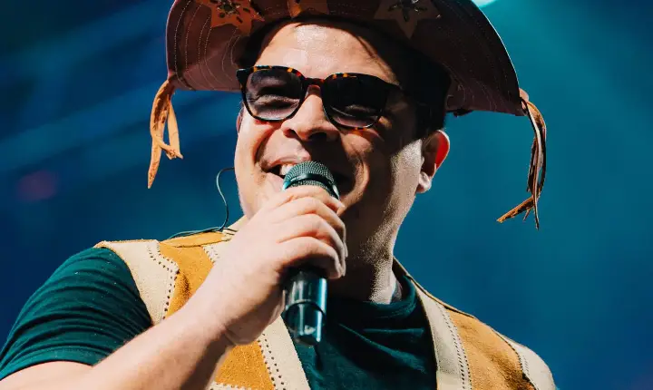 Arraiá da Prefs encerra programação junina com tributo a Gonzagão e Dominguinhos na Rua Chile