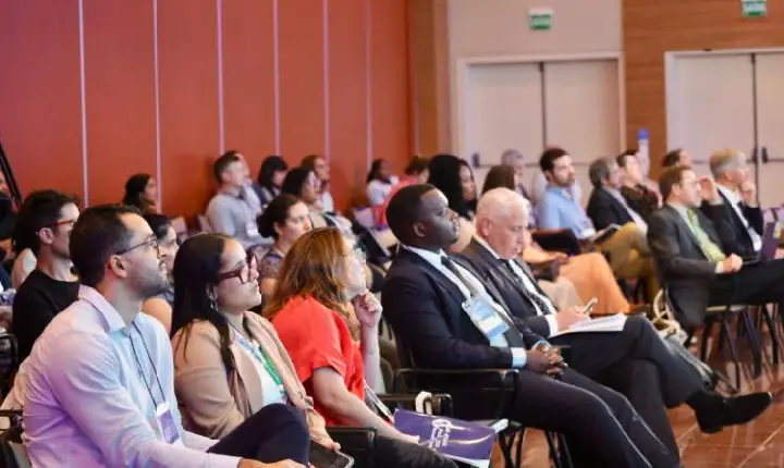 Bahia reforça protagonismo internacional em debate sobre resiliência costeira