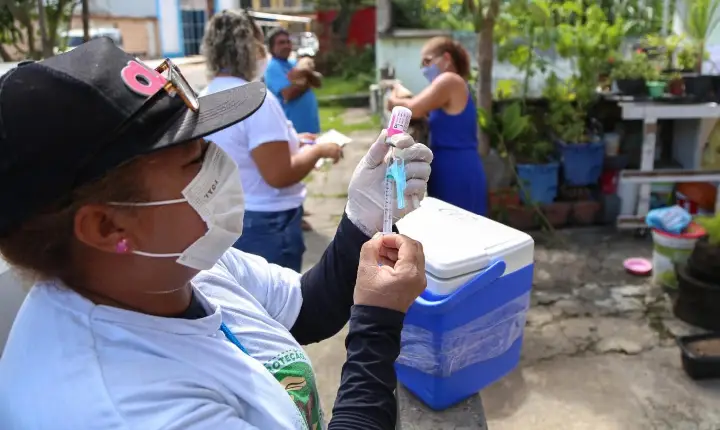 Campanha antirrábica terá vacinação volante em bairros de Salvador neste fim de semana