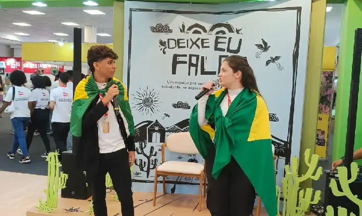 Clube do Livro fortalece leitura e protagonismo estudantil na Bienal do Livro da Bahia 2026