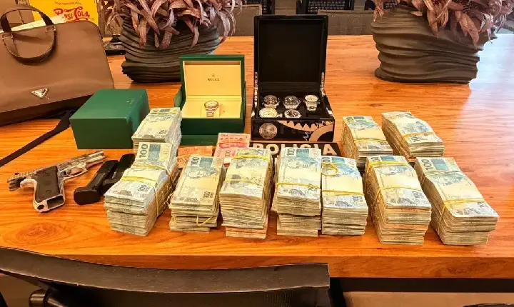 Empresários pagaram viagem e aluguel de chefe da Receita, diz PF