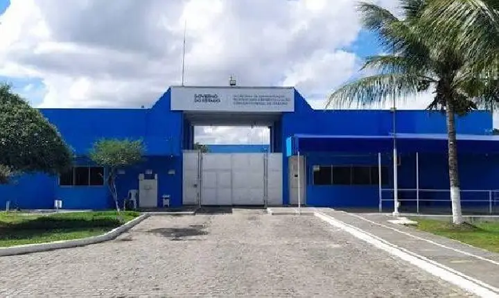 Funcionário de presídio é encontrado vivo após quatro dias desaparecido em mata na Bahia