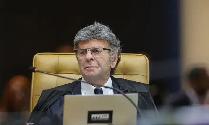 Fux susta decisão de Dino e retoma ordem contra fake news sobre Aparecida