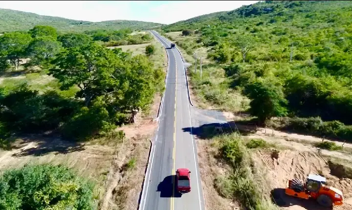 Governo da Bahia realiza obras de Infraestrutura em mais de 8 mil km de rodovias
