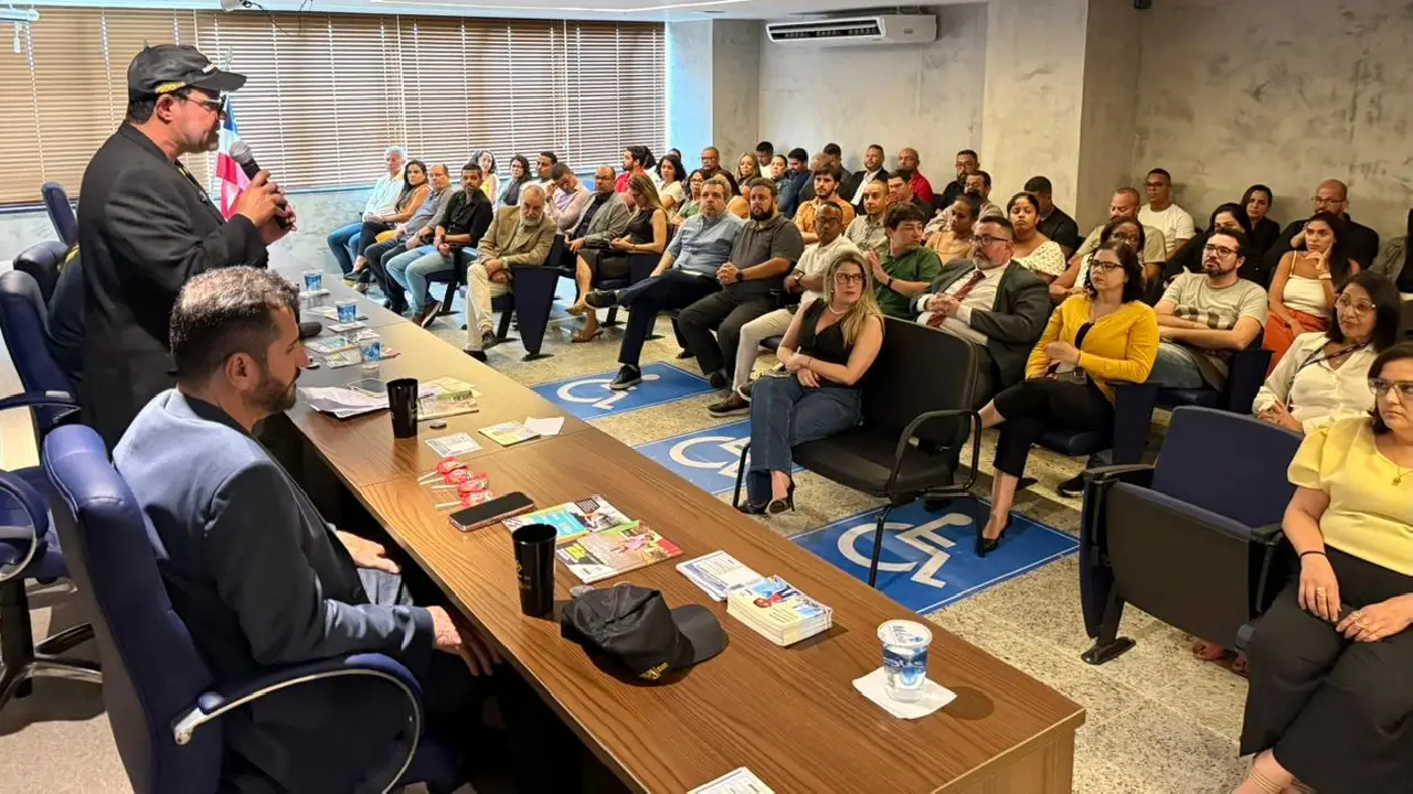 Governo do Estado abre oficialmente programação do Maio Amarelo em solenidade realizada no Detran