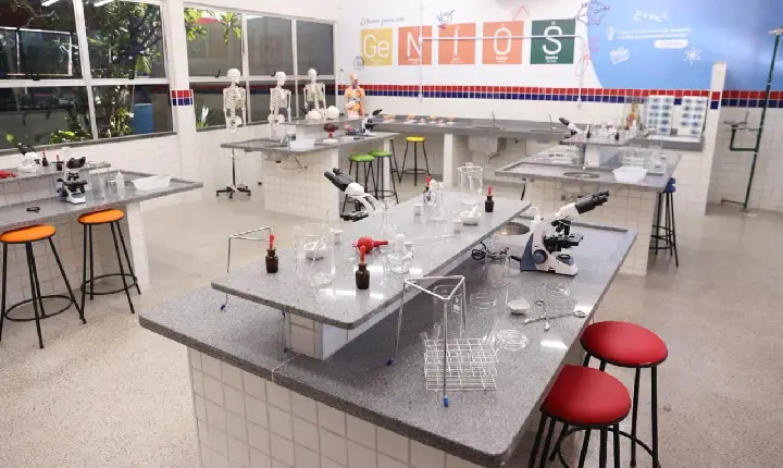 Governo do Estado inaugura modernização do Colégio Estadual de Tempo Integral Raphael Serravalle, em Salvador