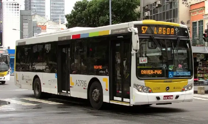 Greve de ônibus no Rio é confirmada; Justiça determina frota mínima