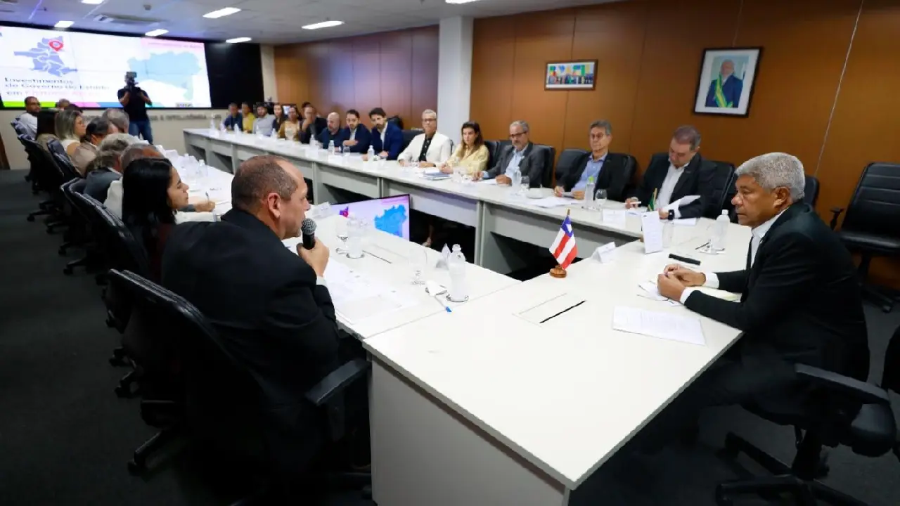 Investimentos do Estado garantem avanços em saúde, mobilidade e educação para Firmino Alves