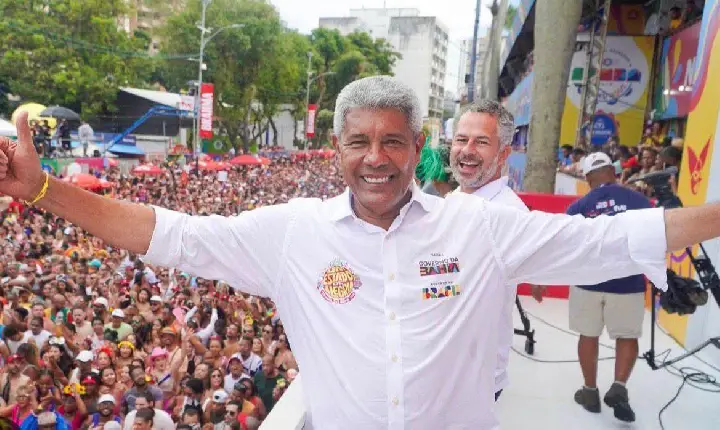 Jerônimo celebra aniversário de Salvador em artigo