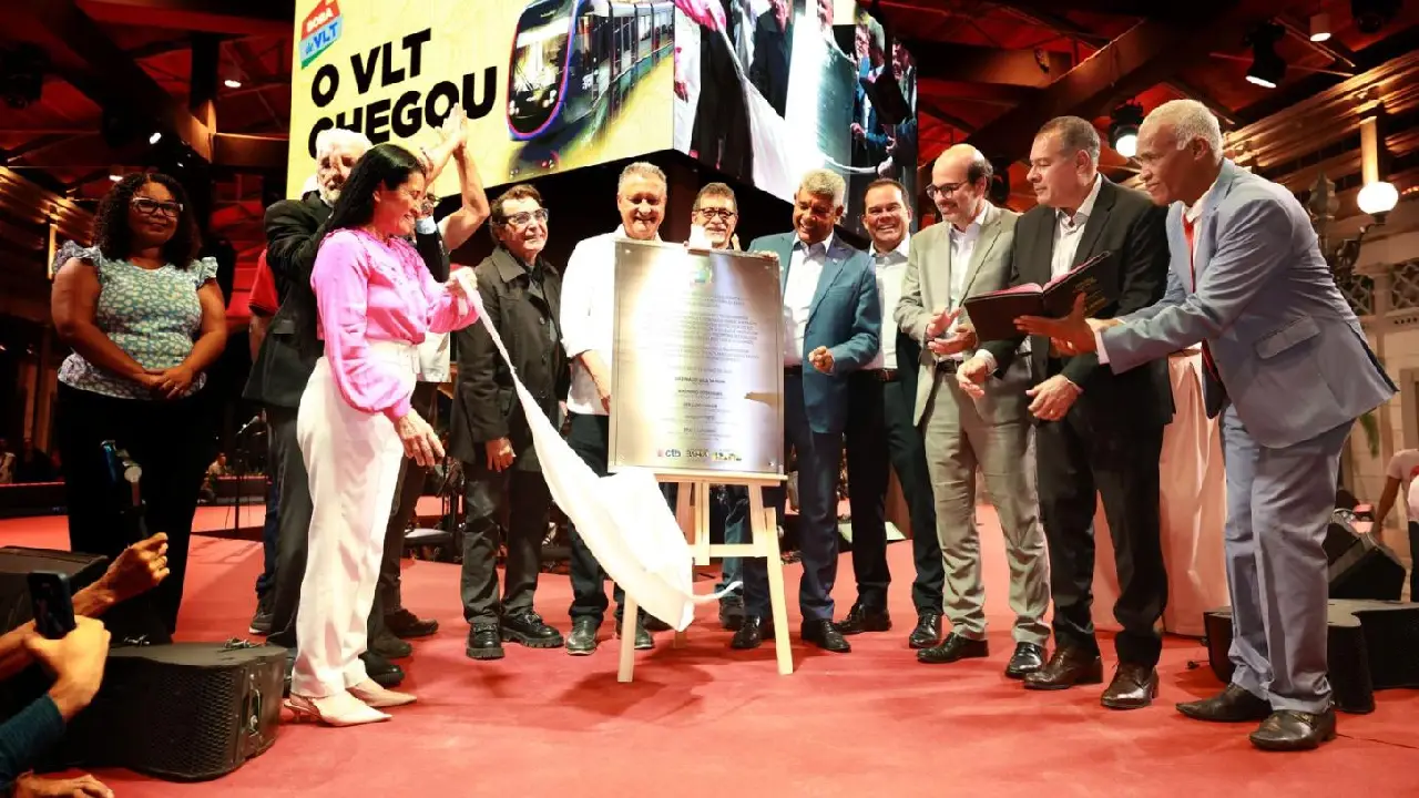Jerônimo Rodrigues entrega primeira estação do VLT de Salvador e marca avanço da nova mobilidade na capital baiana