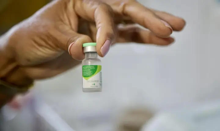 Jovens de 15 a 19 anos têm até dezembro para se vacinar contra o HPV em Salvador