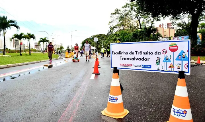 Maio Amarelo: Projeto Ruas de Lazer leva programação especial à Av. Magalhães Neto neste domingo (17)