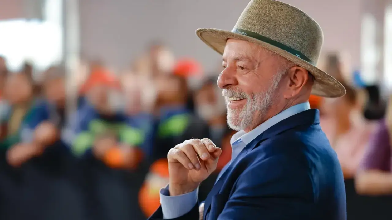 Meio/Ideia: Lula lidera todos os cenários de 1º e 2º turno