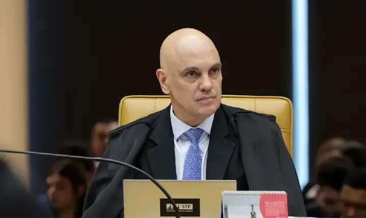 Moraes é notificado sobre ação de Rumble e Trump Media, diz De Luca