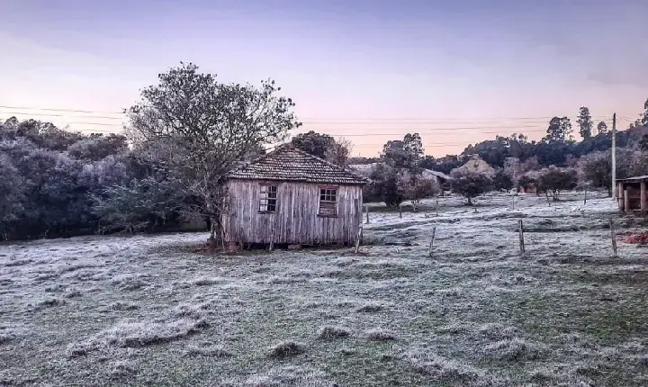 Onda de frio ganha força e pode levar neve ao Sul do Brasil nesta semana