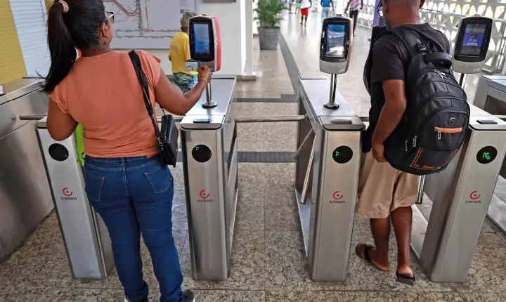 Ônibus em Salvador passarão a aceitar pagamento via QR Code