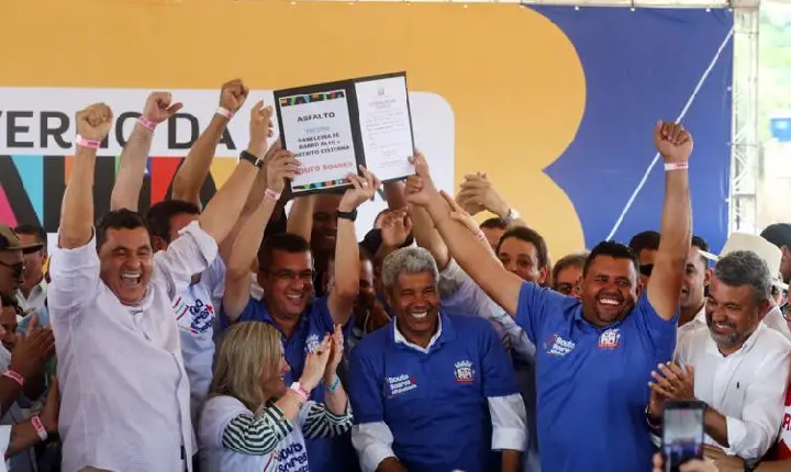 Pavimentação, inclusão digital e proteção às mulheres marcam a presença do Estado em Souto Soares