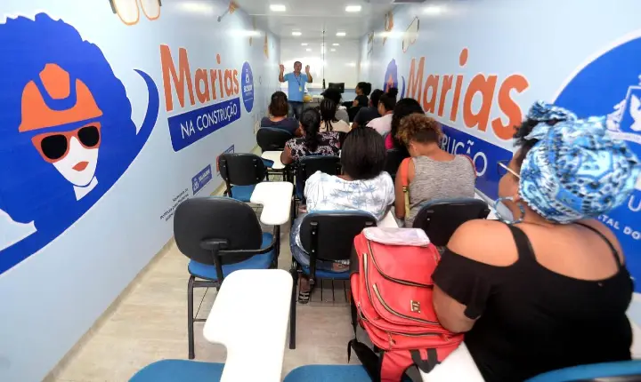 Prefeitura de Salvador renova contrato com Senai e abre 950 novas vagas para o programa Marias na Construção