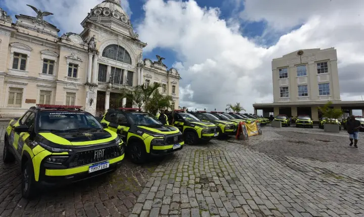 Prefeitura entrega 112 novas viaturas para auxiliar na fiscalização e ordenamento do trânsito