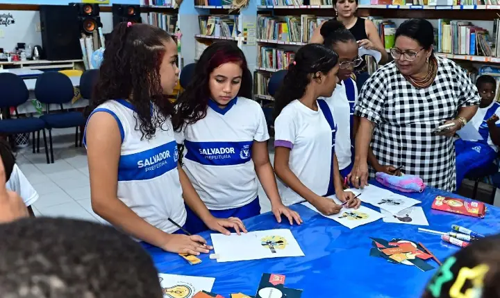 Prefeitura lança projeto piloto do Clube do Empreendedor Infantil em escola com maior nota do Ideb em Salvador