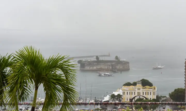 Salvador registra em uma semana quase 90% da chuva esperada para junho