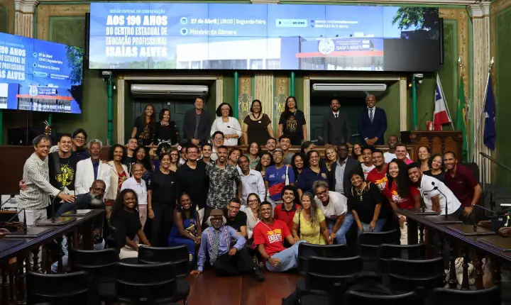 Sessão especial na Câmara Municipal de Salvador celebra 190 anos de colégio da rede estadual