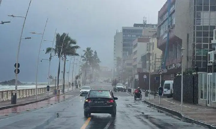 Tempo vira na Bahia: Salvador e dezenas de cidades entram em alerta para temporais com raios e ventos de até 60 km/h