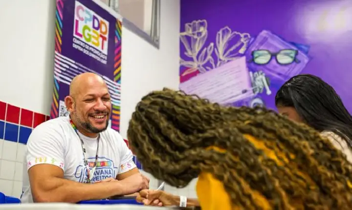 Terminal de Ônibus de Pituaçu recebe Caravana da Diversidade com serviços gratuitos e mobilização em defesa dos direitos LGBTQIAPN+