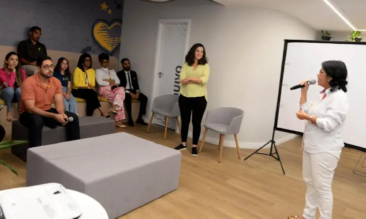 Transalvador promove palestra sobre segurança viária durante o Maio Amarelo em Salvador