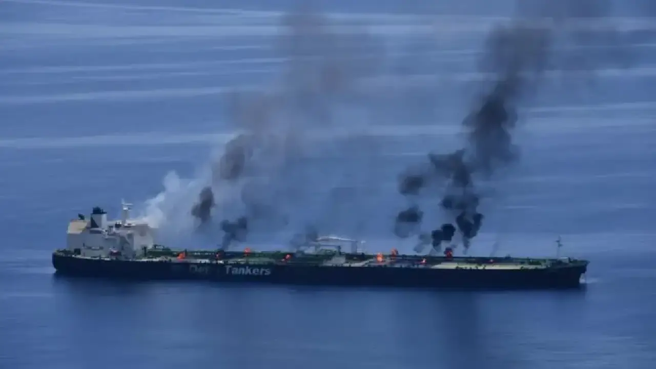 UE alerta navios ligados aos EUA, Israel e Sauditas a evitarem Mar Vermelho
