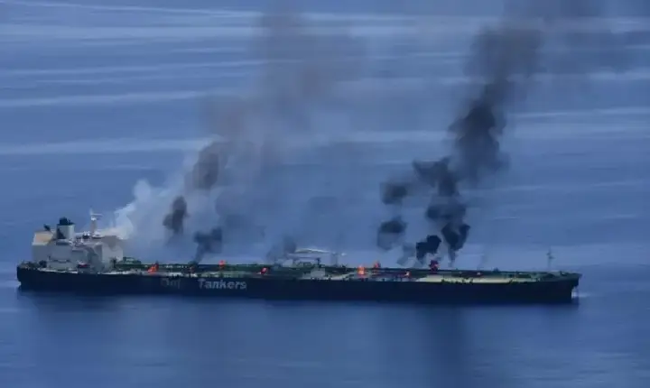 UE alerta navios ligados aos EUA, Israel e Sauditas a evitarem Mar Vermelho
