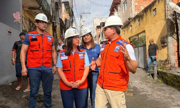 Vice-prefeita acompanha assistência a famílias e reforça atuação integrada da Prefeitura após desabamento em Pirajá