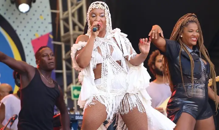 Zezé Motta, Mariene de Castro, Melly e Karol Conká encerram fim de semana do Mulheres Negras em Movimento