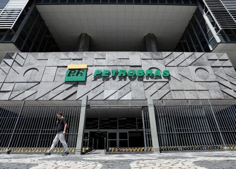 Morgan Stanley eleva ações da Petrobras para “compra”; ações sobem mais de 6%