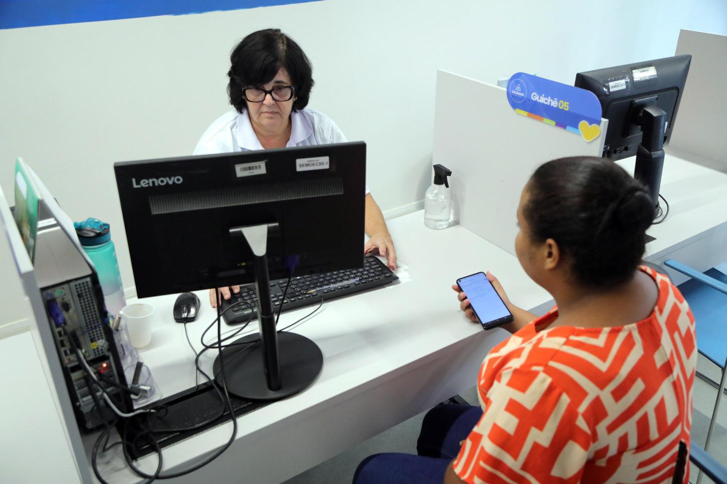 Simm oferece 170 vagas de emprego e estágio nesta quinta-feira (15)