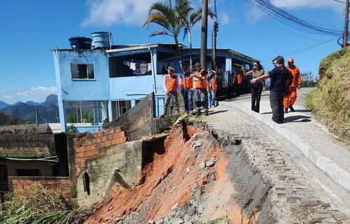 Plano emergencial é articulado em Petrópolis com apoio da Defesa Civil Nacional