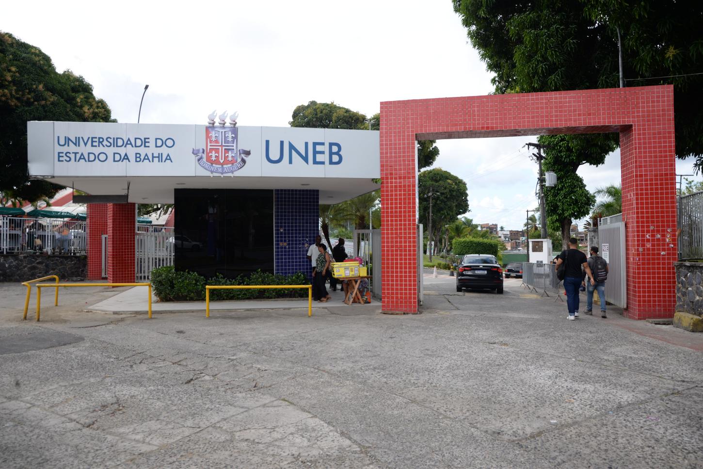 Uneb lança edital para produção de obras literárias negras e indígenas da Bahia; inscrições até 26 de maio