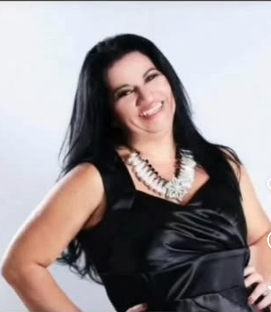 Fatima Dantas Apresentadora de TV e Pres.Fundadora do Club das Mulheres de Negócios faz aniversário e recebe Homenagens