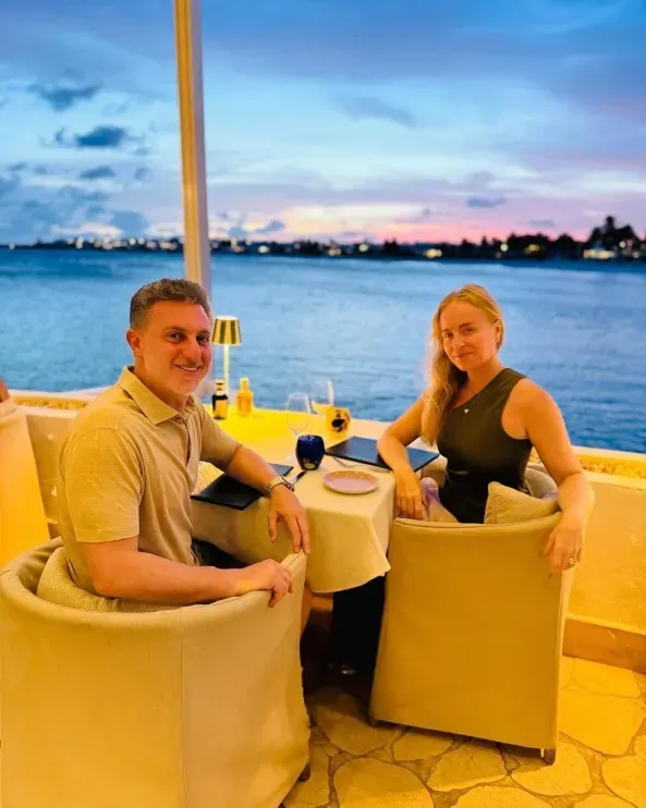 Angélica mostra dias de lazer com Luciano Huck e se declara; veja fotos