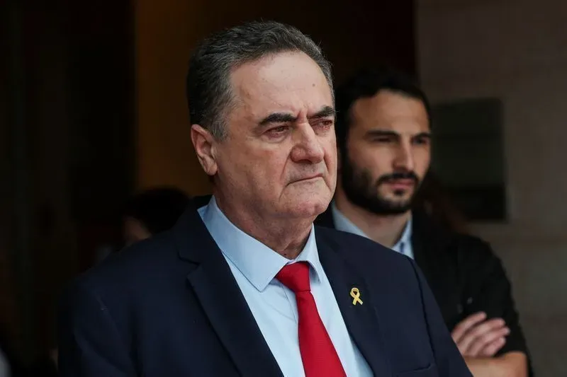 EUA e Israel mandaram Irã entregar urânio enriquecido, diz autoridade