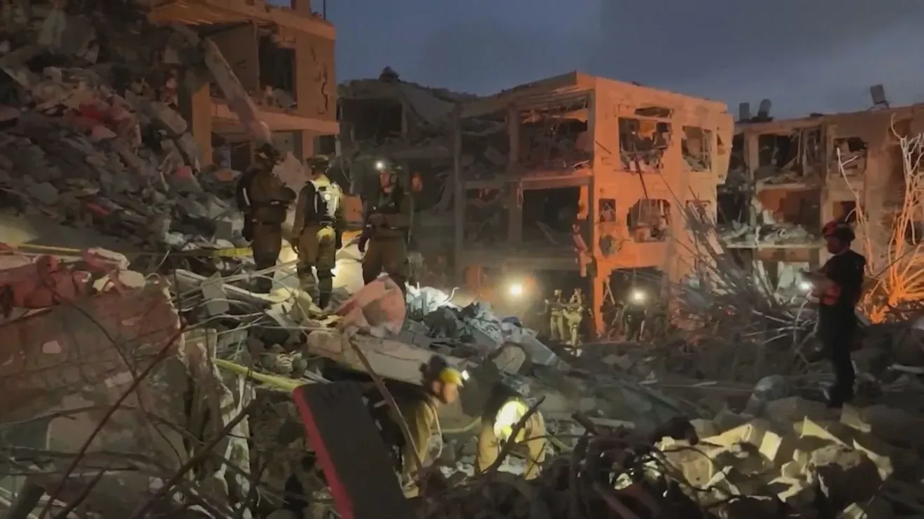 Israel diz que atingiu 900 alvos e matou 11 cientistas nucleares no Irã