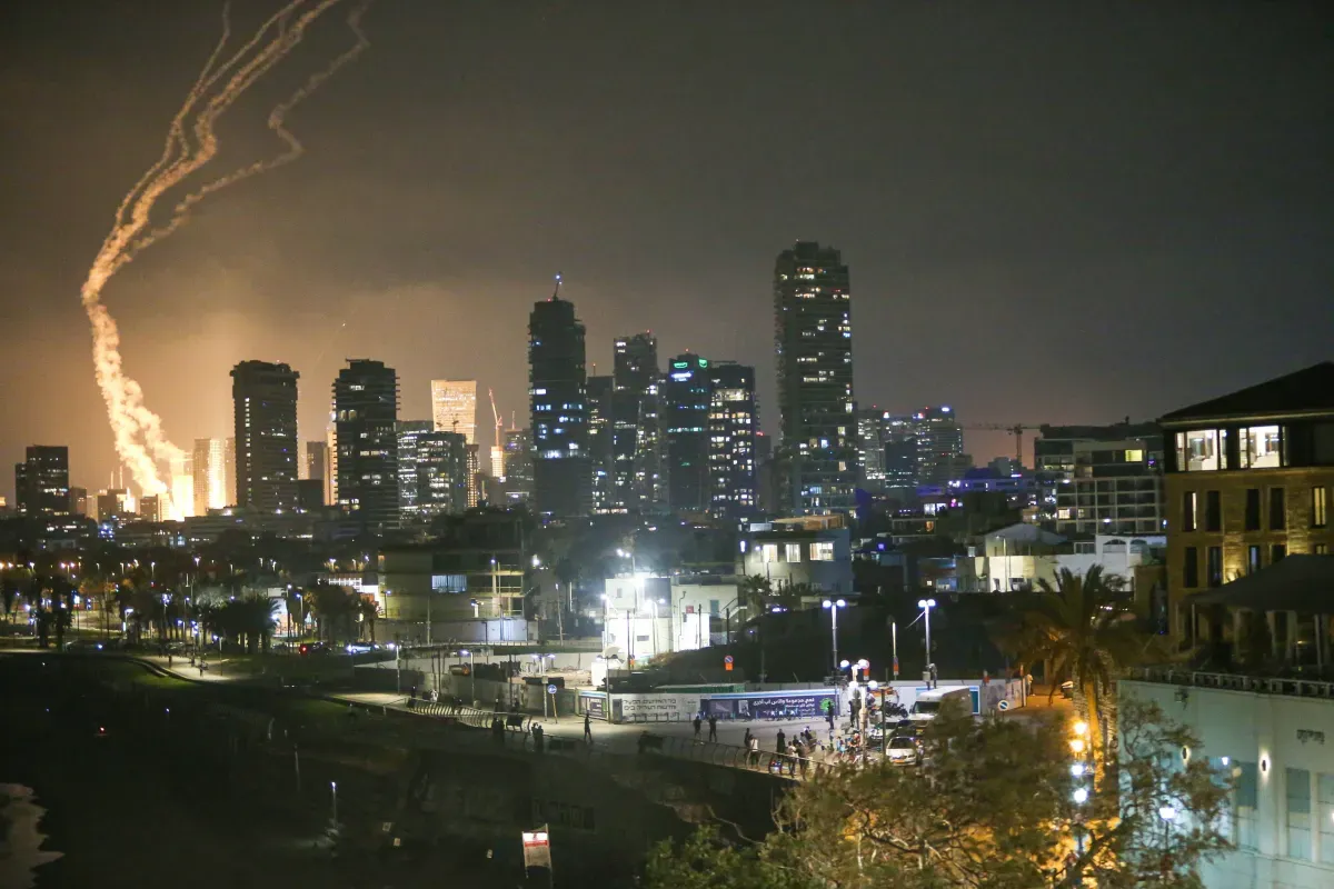 Israel identifica novos mísseis lançados do Irã