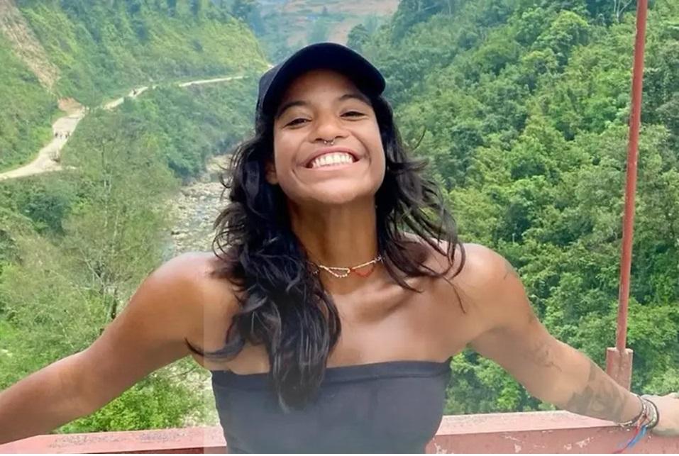 Morre Juliana Marins, brasileira que caiu em trilha no Monte Rinjani, na Indonésia