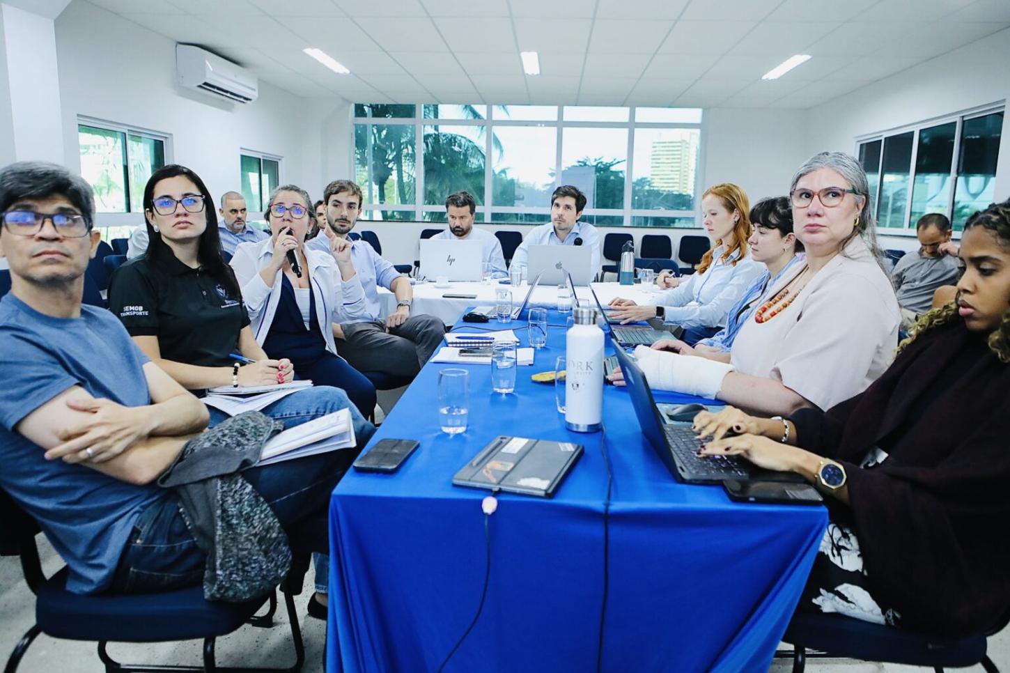 Banco Mundial encerra missão técnica em Salvador para financiar aquisição de ônibus 100% elétricos
