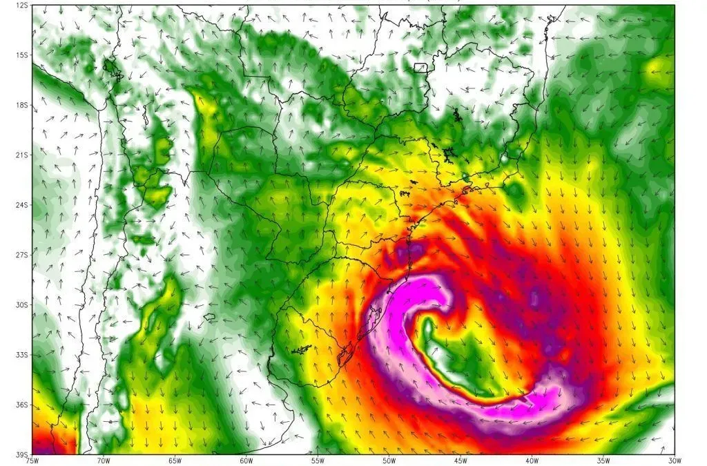 Ciclone deve atingir Sul e Sudeste do Brasil com ventos de até 130 km/h