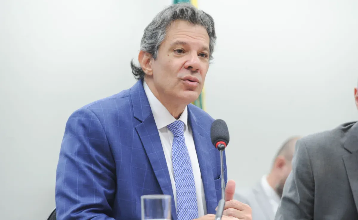 Haddad culpa bolsonarismo e critica Tarcísio ao repercutir tarifa de Trump