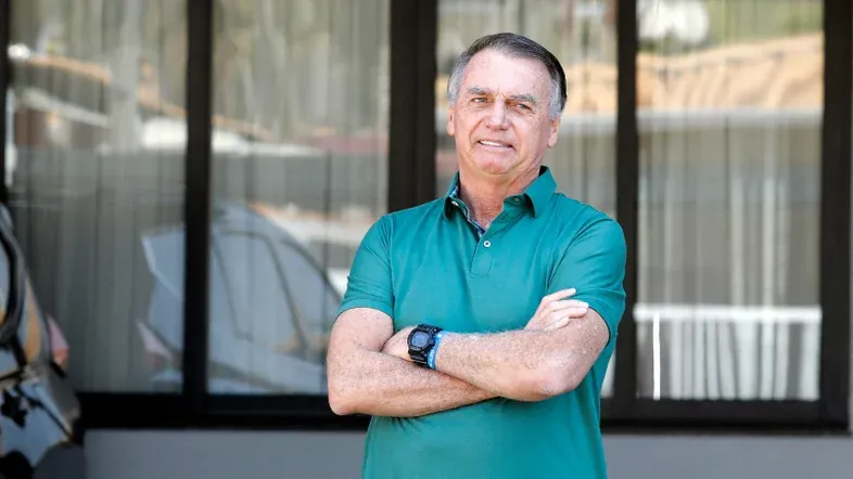 Bolsonaro é condenado a 27 anos e 3 meses de prisão por plano de golpe