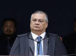 Dino abre inquérito contra Bolsonaro com base em parecer da CPI da Covid